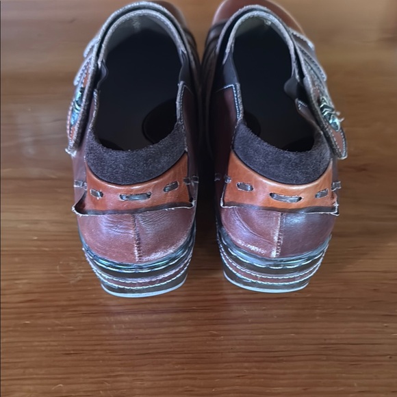 Spring step sherbet Brown and Navy Leather Loafers with Slip-On Design - Picture 4 of 5